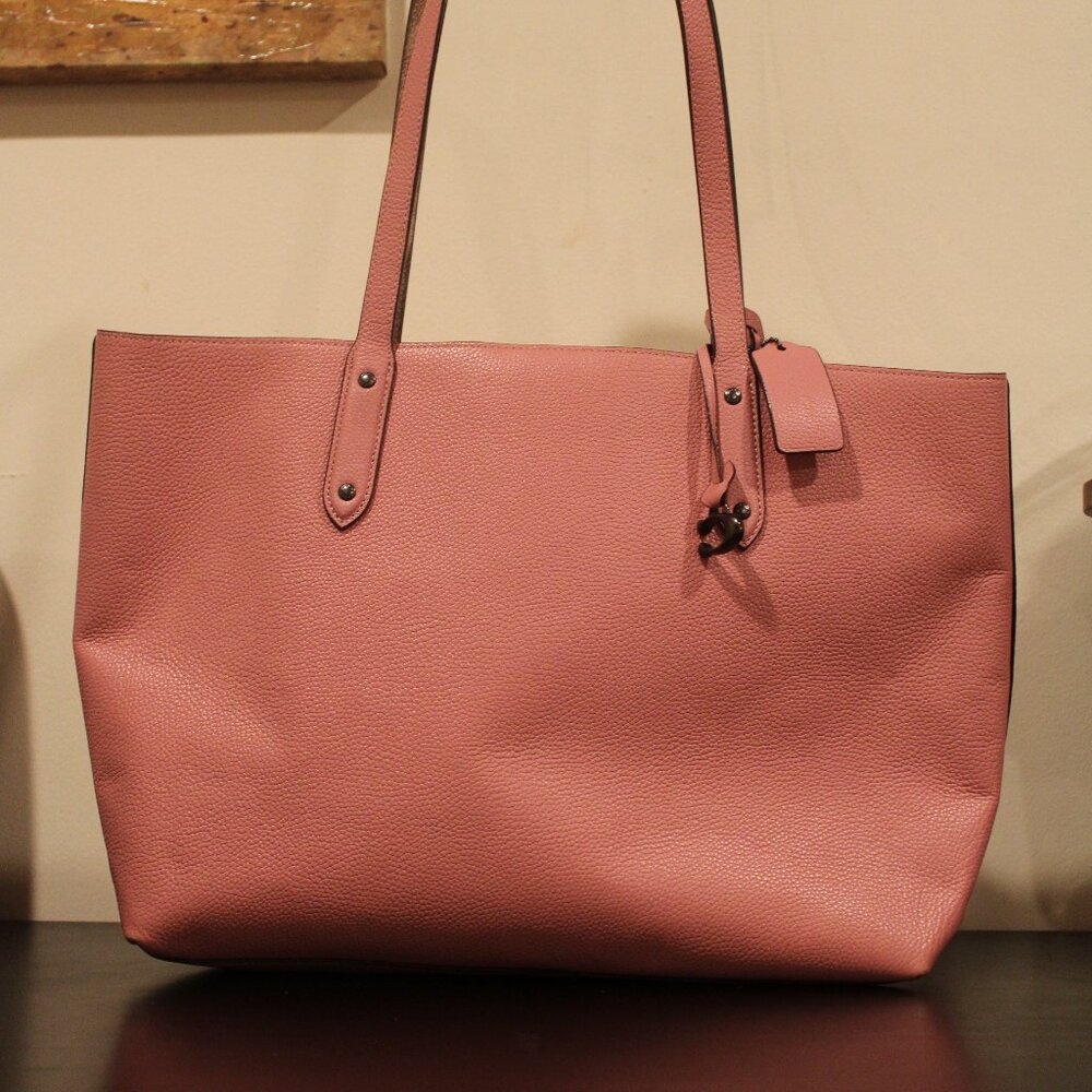 Coach Central Tote With Signature Canvas Blocking